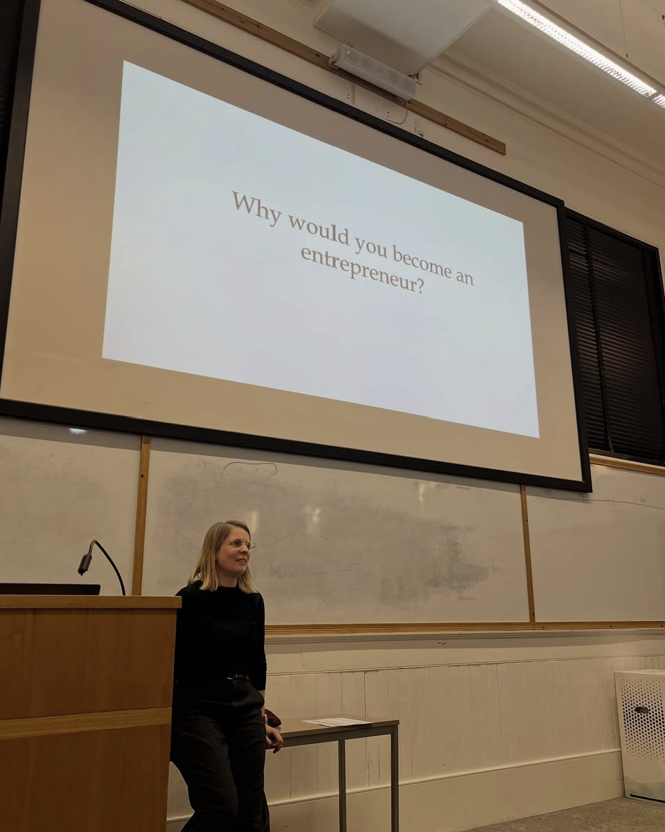 Dr Anna Brattström — Workshop